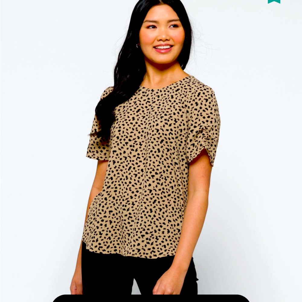 Size Large Paper Moon Top